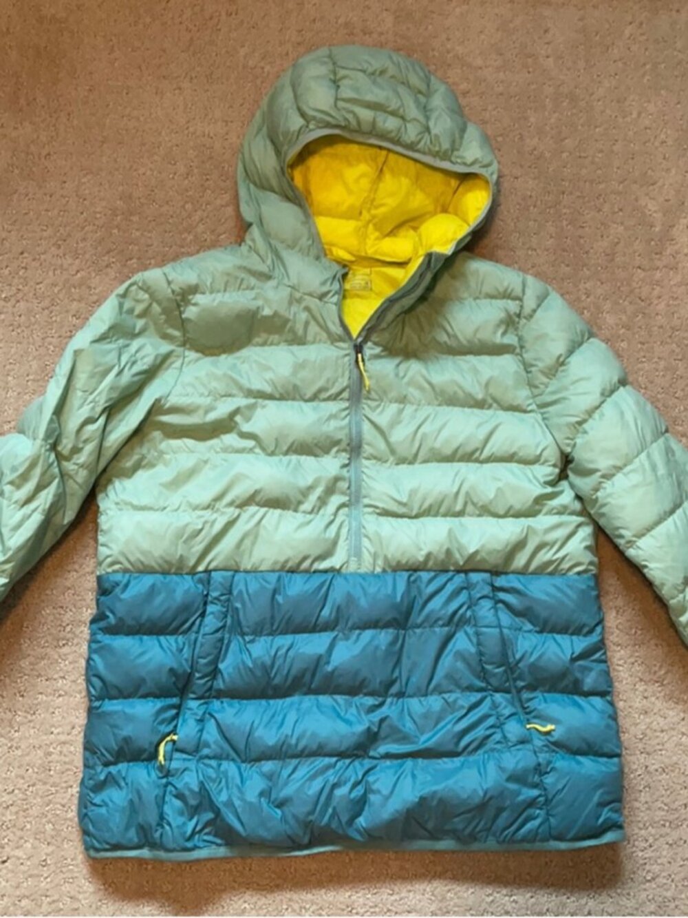 Eddie Bauer Down Puffer Hoodie Medium